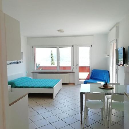 Lake & Castle View Apartment ริวาเดลการ์ดา ภายนอก รูปภาพ